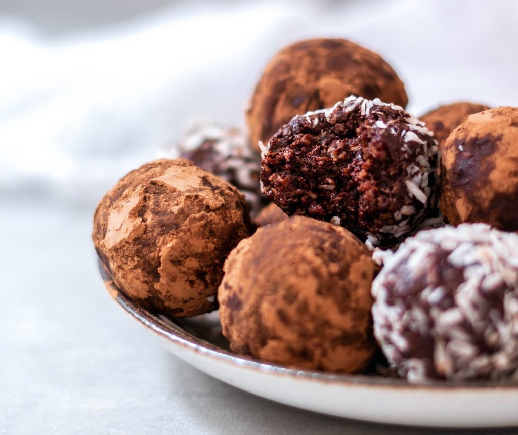 Tiger Nut Chocolate Power Balls Little Kitchen Vibes